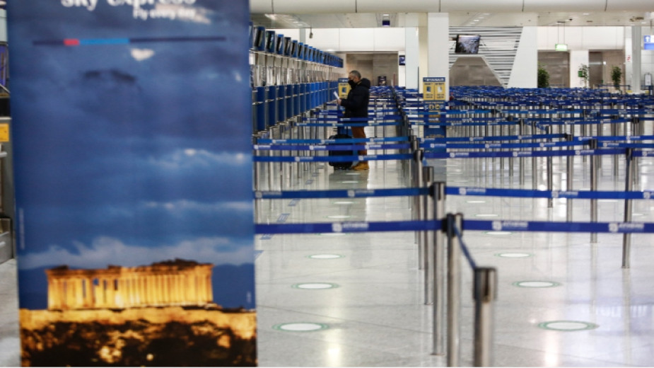 Гърция отвори летищата за израелски туристи от днес. Условието за