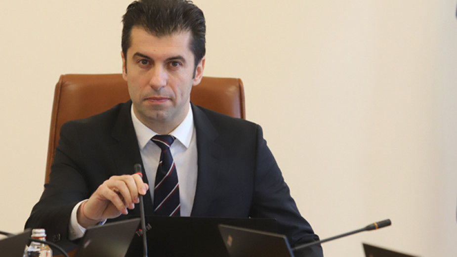 Високите цени обсъжда правителството днес анонсира премиерът Кирил Петков. България