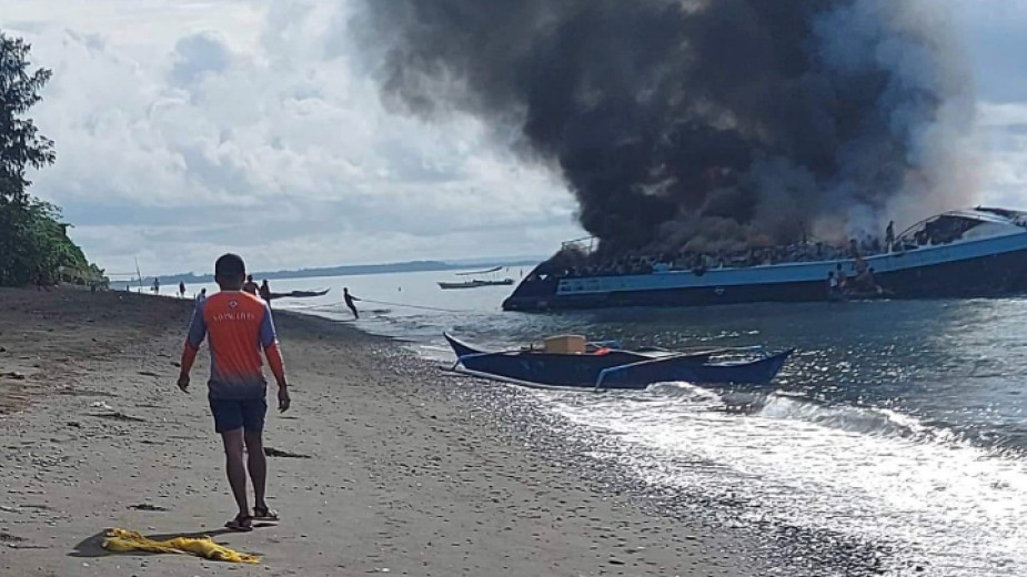 7 души загинаха при пожар, обхванал ферибот на Филипините, предаде