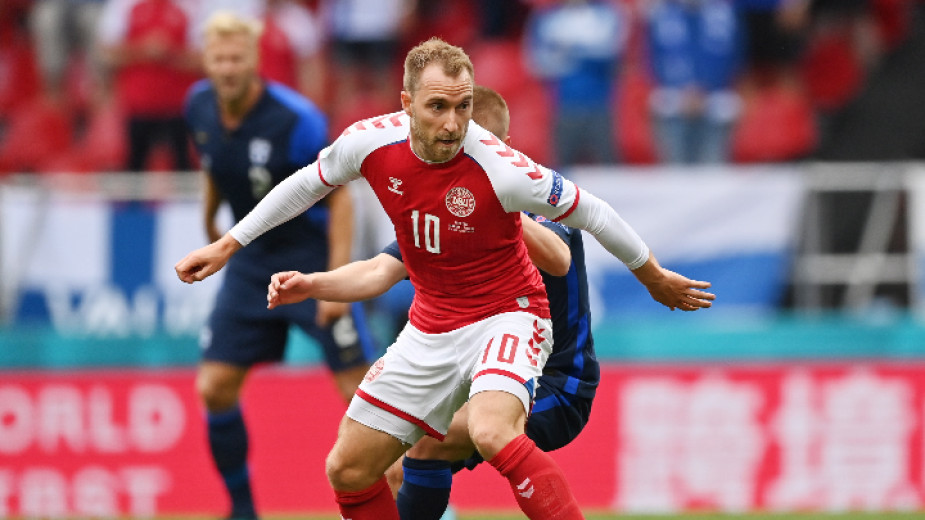 Кристиан Ериксен може да продължи кариерата на Острова. 29-годишният датски футболист