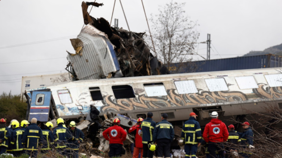 Ανθρώπινο λάθος είναι η πιθανή αιτία του σιδηροδρομικού ατυχήματος στην Ελλάδα
