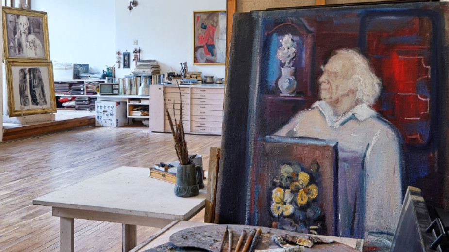 Дечко Узунов: между своето и чуждото – така е озаглавена