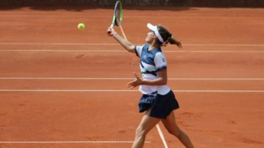 Диа Евтимова отпадна във втория кръг на турнира по тенис