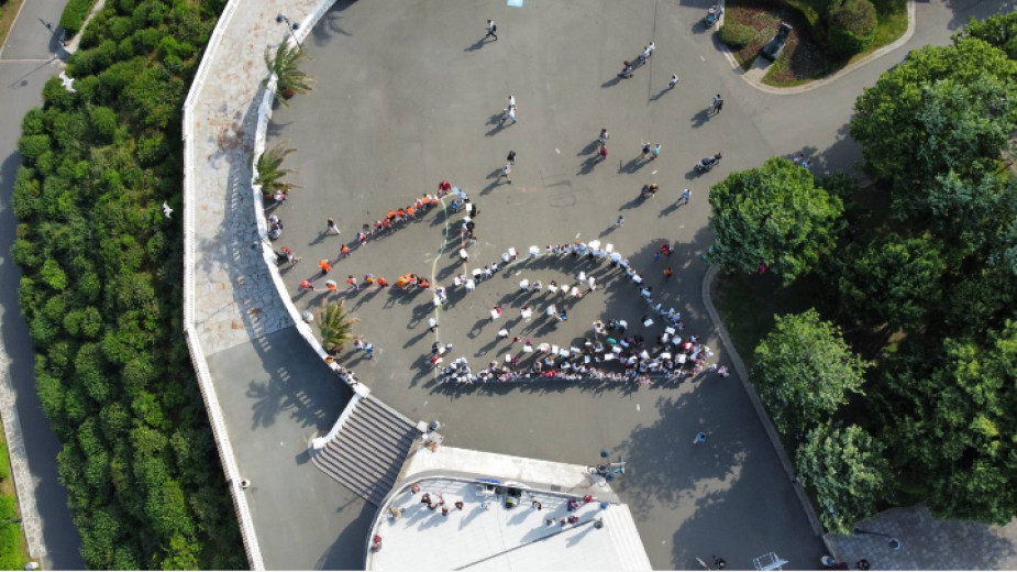 В Международния ден на биологичното разнообразие, на терасата до Културен