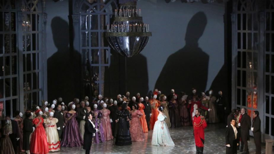 Всяка част от операта е Евгений Онегин е огромно преживяване.