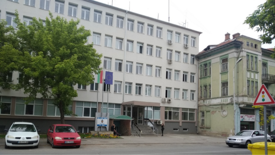 Областната дирекция На МВР в Ловеч, група Миграция“ и Районните