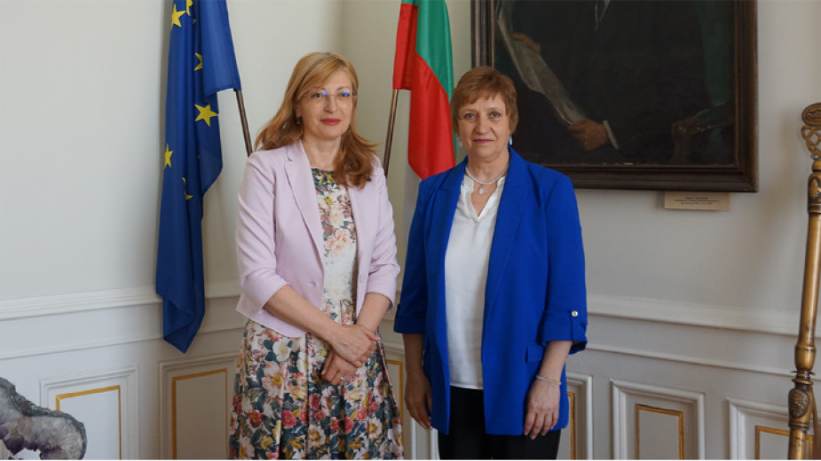 Захаријева и Славчева