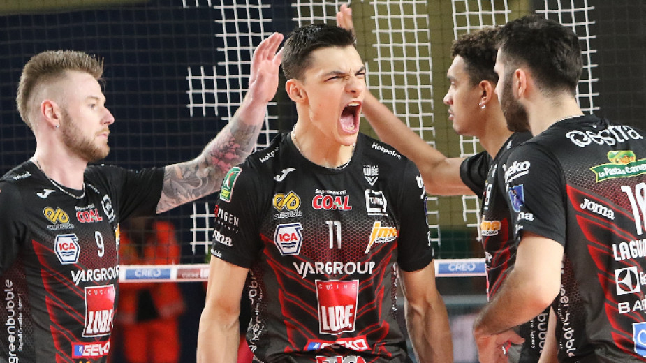 Александър Николов