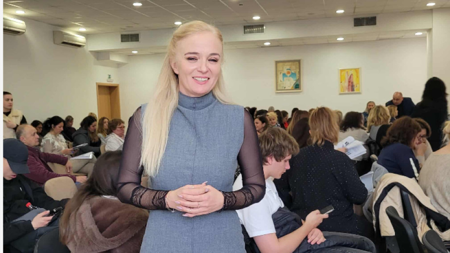 Гена Трайкова