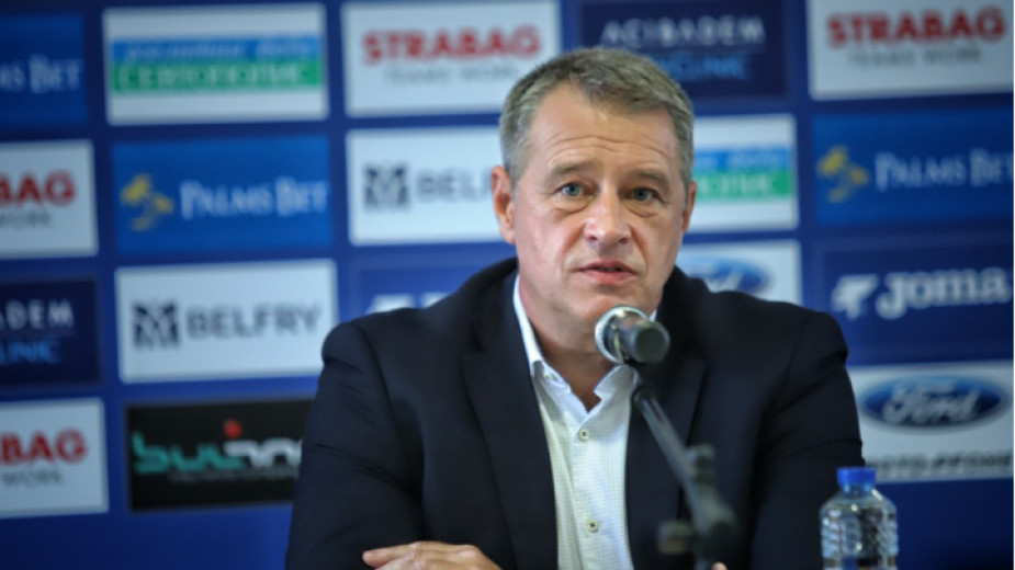 Новият изпълнителене директор на ПФК Левски Ивайло Ивков беше представен