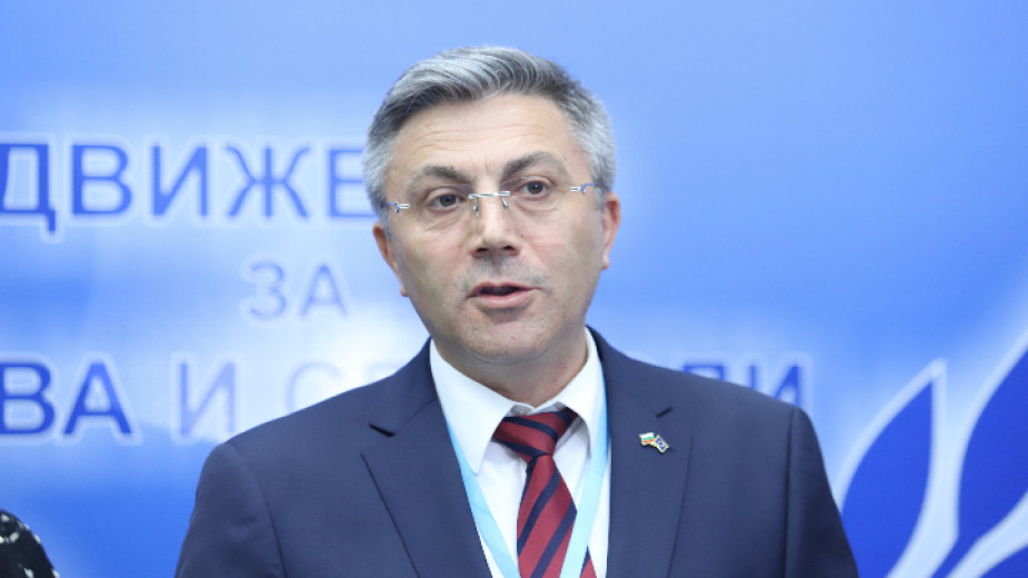 ДПС признава изборните резултатите, заяви лидерът на партията Мустафа Карадайъ,