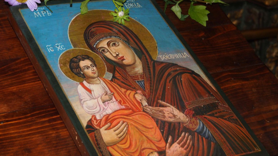 Православната църква отбелязва Рождество на Пресвета Богородица, известен още като