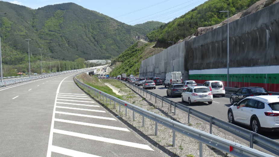 Четири пътно-транспортни произшествия станаха тази сутрин по автомагистрала Тракия“ в