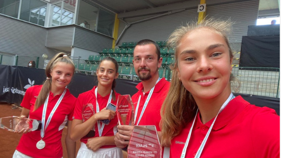 В края на миналата седмица българският девически тим постигна най-големия успех