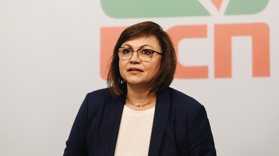Лидерът на БСП и вицепремиер в оставка Корнелия Нинова.