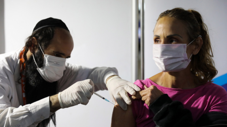 Израел се готви да ваксинира деца от 12 до 15-годишна