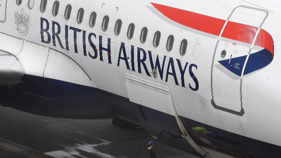 Бритиш Еъруейс (British Airways) спря продажбата на билети за полети
