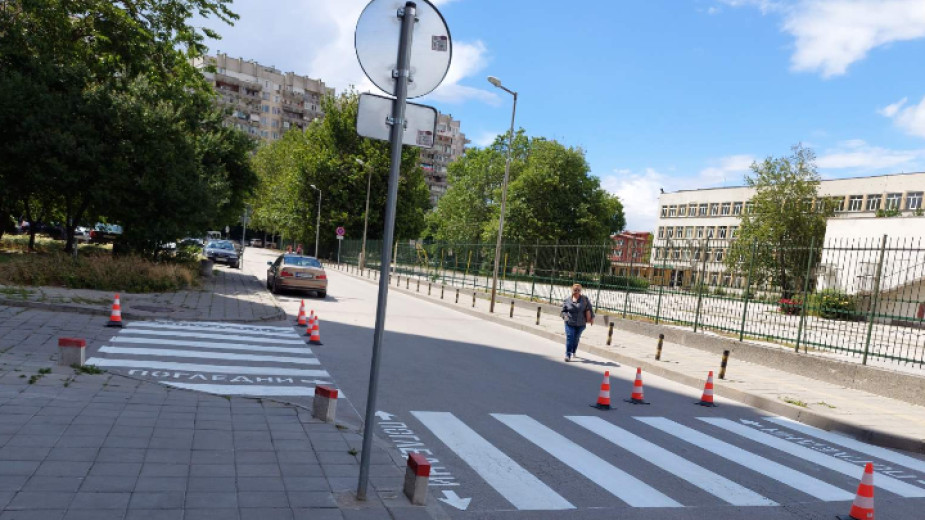 Започна възстановяване на пешеоходните пътеки в Пловдив, съобщиха от ОП