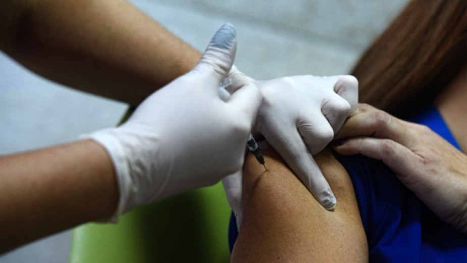 Подобрява се ситуацията с ваксинирането срещу COVID в област Видин,