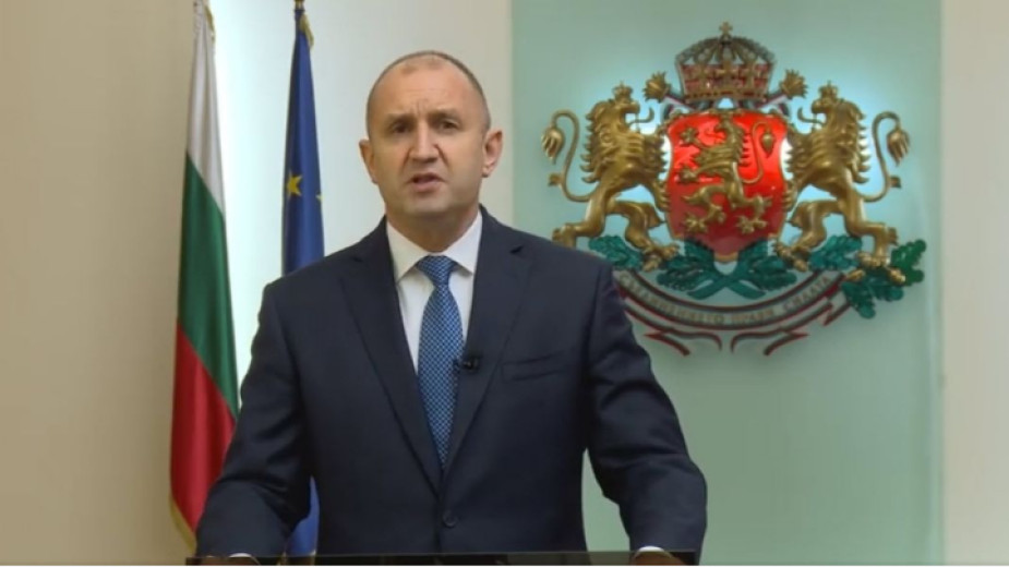Президентът Румен Радев поздрави католическата и арменската общности в България