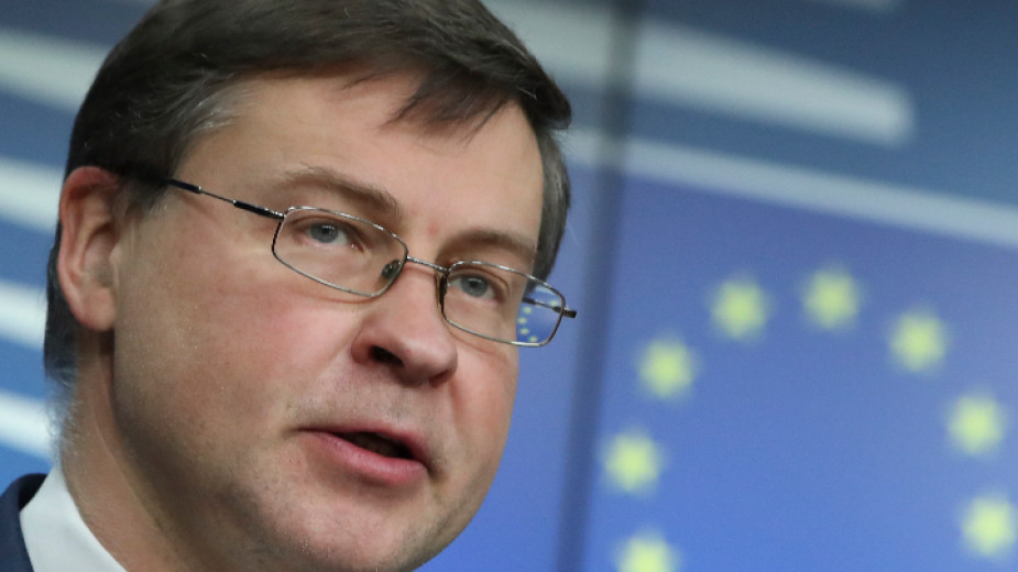 В Киев заместник-председателят на Еврокомисията Валдис Домбровскис заяви, че газопроводът