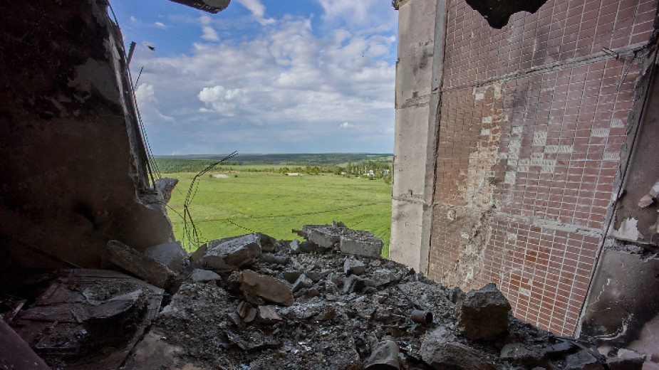 Украинското командване призна за неуспехи в продължаващите боеве в Донбас.