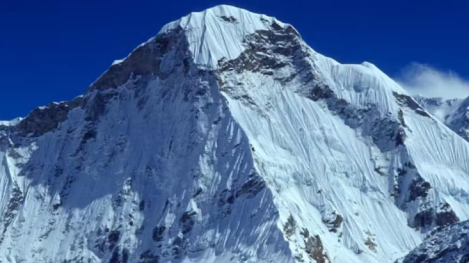 Килиан Жорнет направи опит да изкачи Еверест по един от
