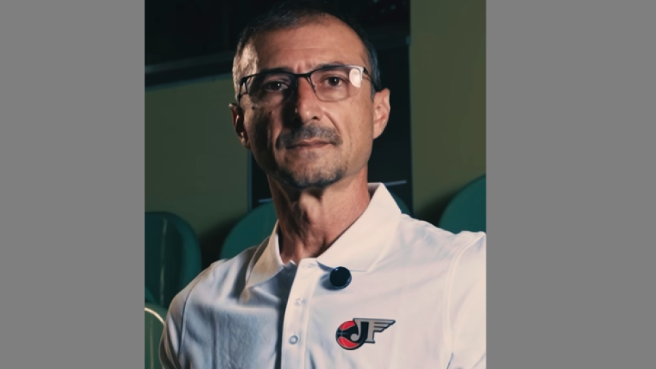 Асен Николов