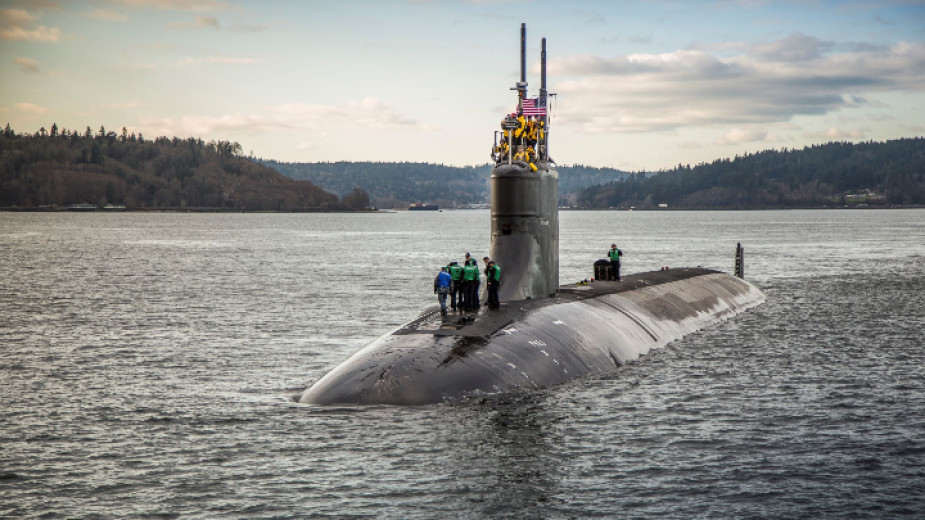 Американска атомна подводница клас “Вирджиния беше засечена в  териториалните води