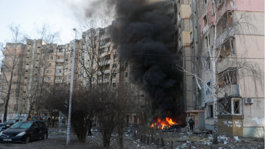 Три ракети са ударили жилищен район в Одеска област, има
