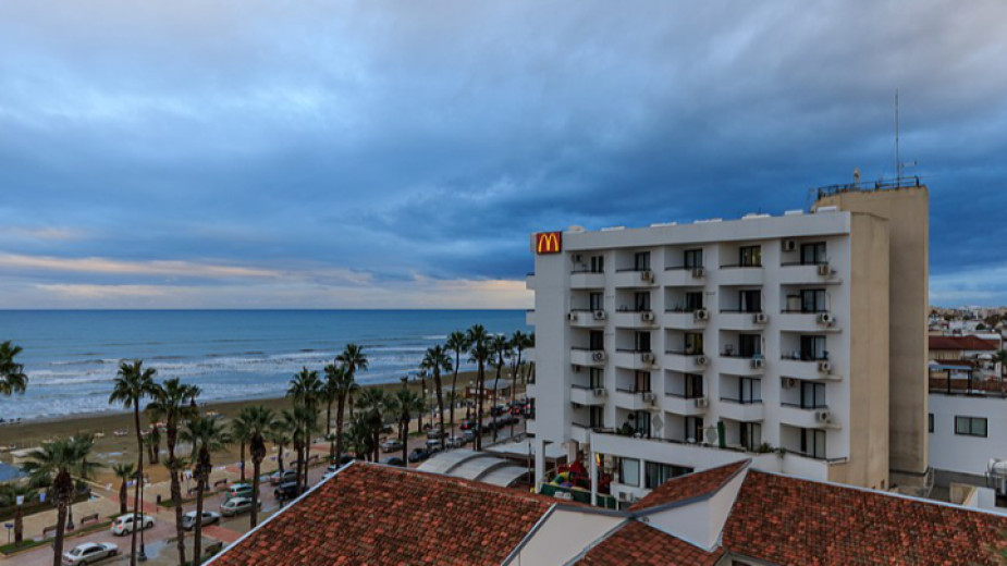 Изображение от град Ларнака