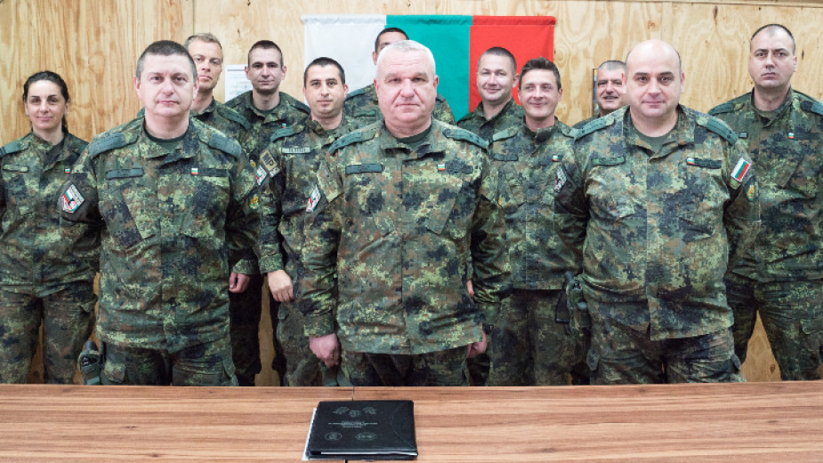 Четиридесет и вторият български военен контингент в Афганистан е поел
