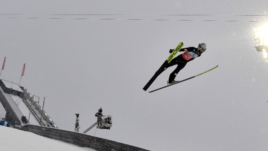 Ски-скачачът Владимир Зографски завърши на престижното 12-то място в последното