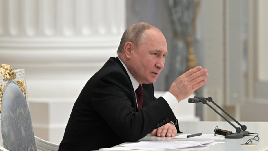 От 17-и декември, когато руският президент Владимир Путин изпрати ултимативните