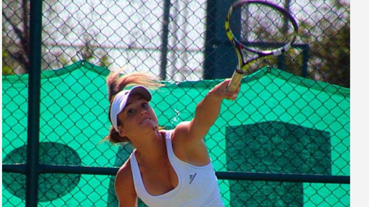 Българската тенисистка Ани Вангелова отпадна на четвъртфиналите на турнира на