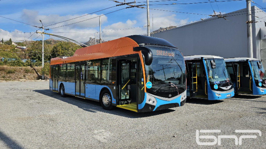 Снимка: Нови тролеи и автобуси ще обслужват Сливен