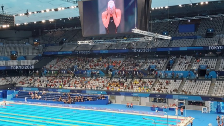 Около 1000 души публика гледат всеки ден състезанията по плуване