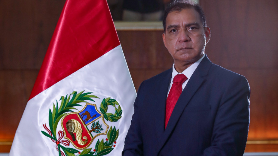 Вътрешният министър на Перу подаде оставка във вторник след съобщения,