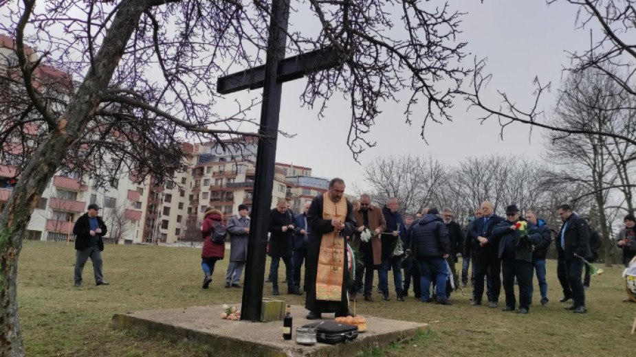 Във Велико Търново бяха почетени 204-те жертви на Народния съд,