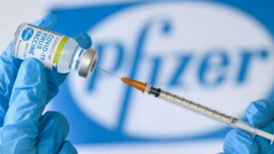 Пфайзер" обмисля да регистрира ваксината си срещу Covid-19 и в Русия - Свят - БНР Новини