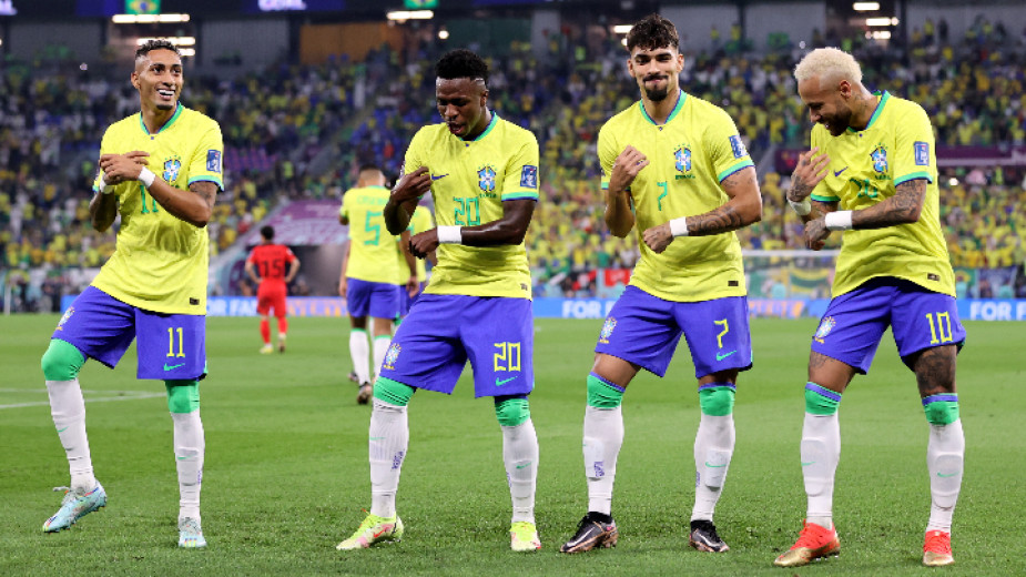 Отборът на Бразилия се класира за четвъртфиналите на Световно първенство