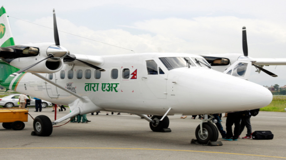 Пътнически самолет на непалската авиокомпания Тара еър изчезна от радарите