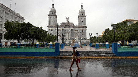 В очакване на урагана в Сантяго де Куба, 28 октомври 2025 г.