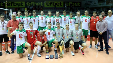 Юношите до 17 години спечелиха балканската титла в София.
