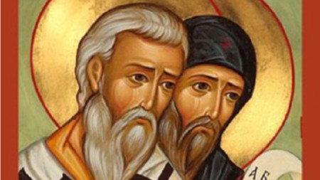 Мощи от Светите равноапостоли и славянобългарски учители Кирил и Методий