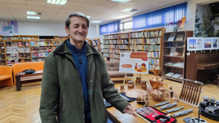 Майстора медникар Борислав Борисов