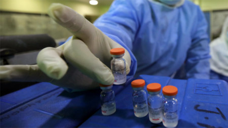 2180 са новите случаи на коронавирус в България за изминалото