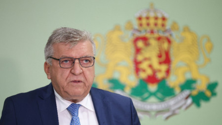 Министърът на околната среда и водите Манол Генов даде брифинг в сградата на МОСВ - 8 октомври 2025 г.