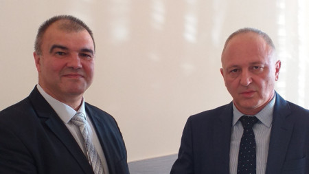 Красимир Конов (вляво) и апелативният прокурор Владимир Чавдаров. 