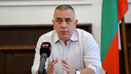 Стефан Радев